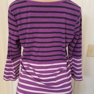 WHITE  AND  PURPLE  TOPS SIZE L GOOD CONDITION CHECK THE PICTURES.